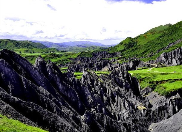 墨石？甘孜還藏著這樣的地質(zhì)公園